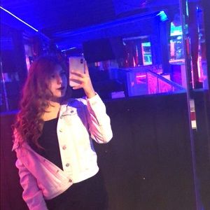 Meet your Posher, Jasmin